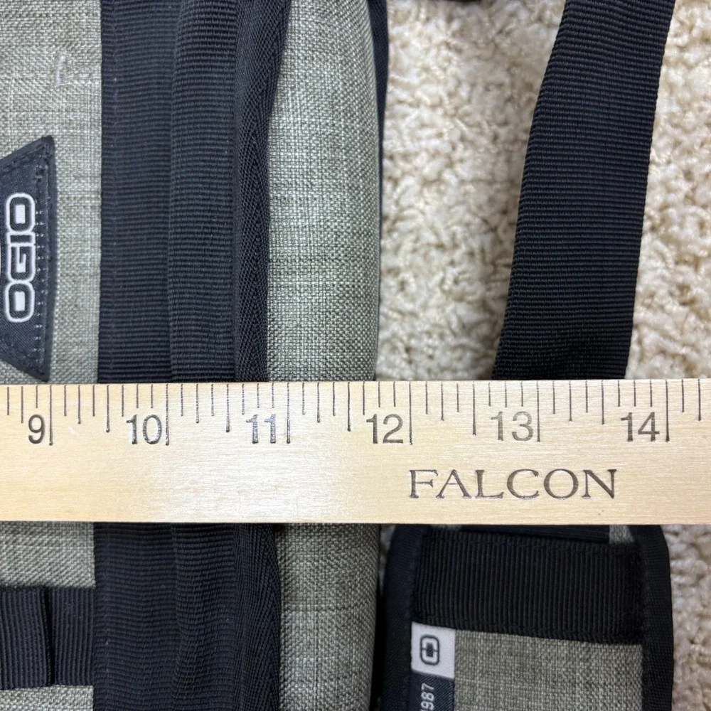 OGIO Messenger Bag Gray/Green EUC Adjustable Strap Laptop Computer‎ Work School